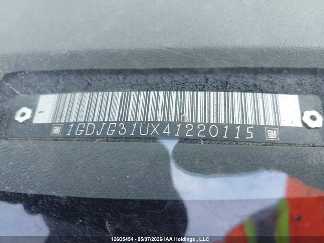 12605454 :رقم المزاد ، 1GDJG31UX41220115 vin ، 2004 Gmc Savana Special Standard مزاد بيع