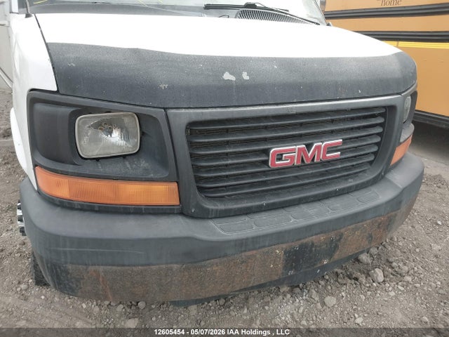 12605454 :رقم المزاد ، 1GDJG31UX41220115 vin ، 2004 Gmc Savana Special Standard مزاد بيع