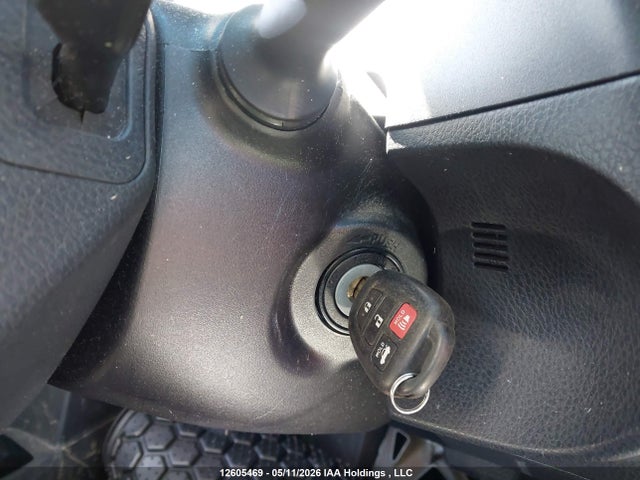 12605469 :رقم المزاد ، 2T1BURHE8HC821933 vin ، 2017 Toyota Corolla L/le/xle/se/xse مزاد بيع