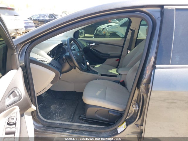 12605473 :رقم المزاد ، 1FADP3K24FL303566 vin ، 2015 Ford Focus Se مزاد بيع