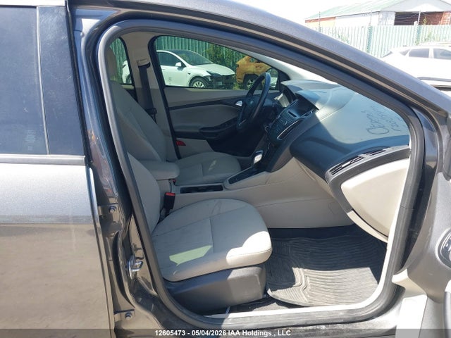 12605473 :رقم المزاد ، 1FADP3K24FL303566 vin ، 2015 Ford Focus Se مزاد بيع