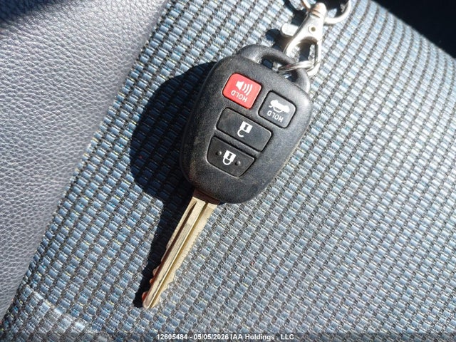12605484 :رقم المزاد ، 2T1BURHE2FC262702 vin ، 2015 Toyota Corolla L/le/le Pls/prm/s/s Pls مزاد بيع