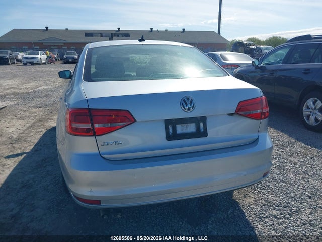 12605506 :رقم المزاد ، 3VW2K7AJ7FM273099 vin ، 2015 Volkswagen Jetta 2.0l Trendline/2.0l Trendline+ مزاد بيع