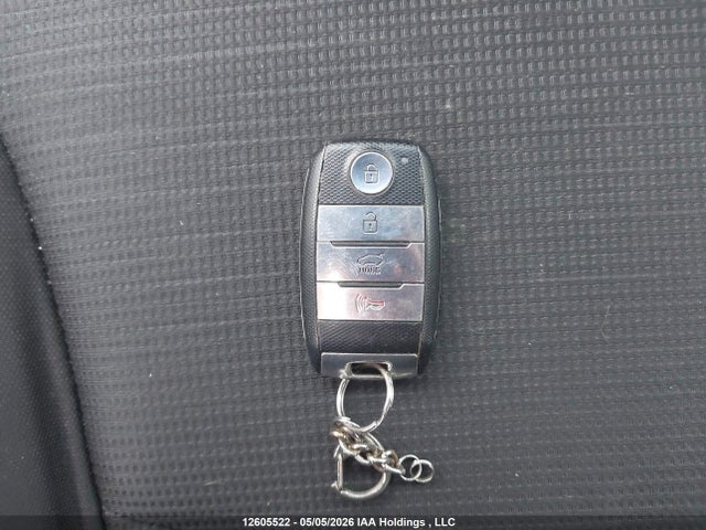 5XYKTDA71EG511799 KIA Sorento Lx V6