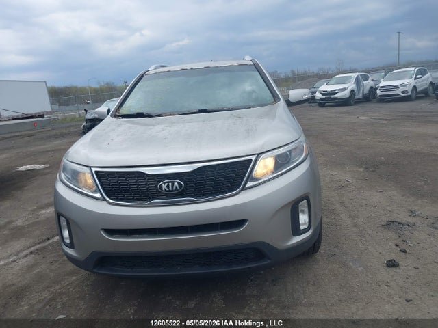 5XYKTDA71EG511799 KIA Sorento Lx V6
