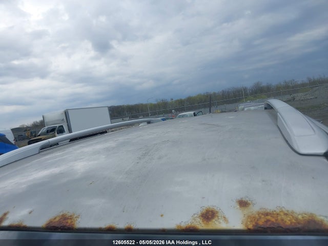 5XYKTDA71EG511799 KIA Sorento Lx V6