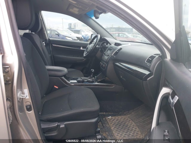 5XYKTDA71EG511799 KIA Sorento Lx V6