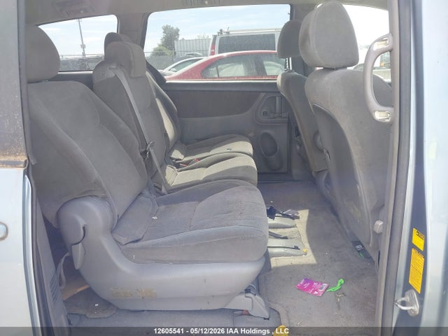 12605541 :رقم المزاد ، 5TDZA23C94S015105 vin ، 2004 Toyota Sienna Ce/le مزاد بيع