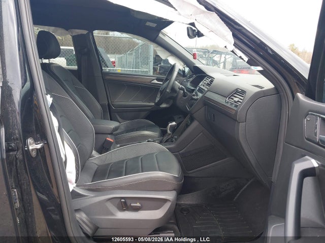3VV4B7AX5RM107878 Volkswagen Tiguan Sel R-line Black