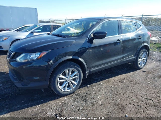 JN1BJ1CP7JW182558 Nissan Rogue Sport S/sv/sl