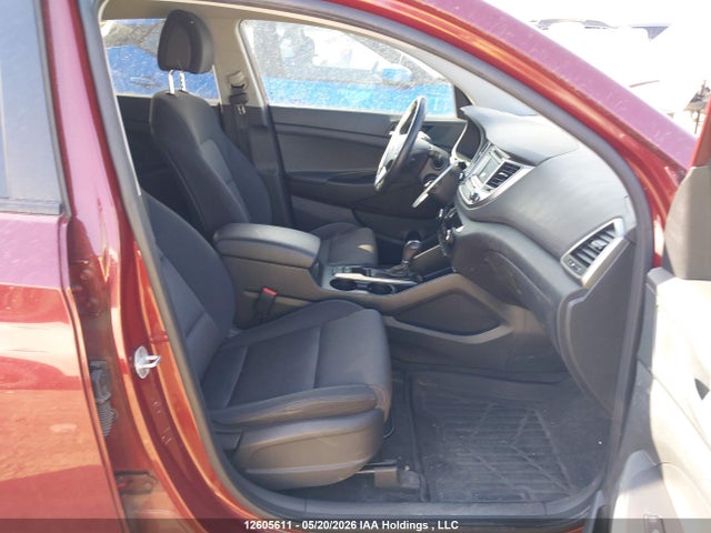 2017 Hyundai Tucson მანქანა იყიდება აუქციონზე, vin: KM8J3CA4XHU298166, აუქციონის ნომერი: 12605611