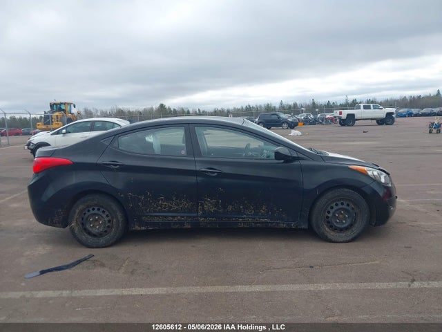 2013 Hyundai Elantra Gls/limited მანქანა იყიდება აუქციონზე, vin: 5NPDH4AE2DH262932, აუქციონის ნომერი: 12605612