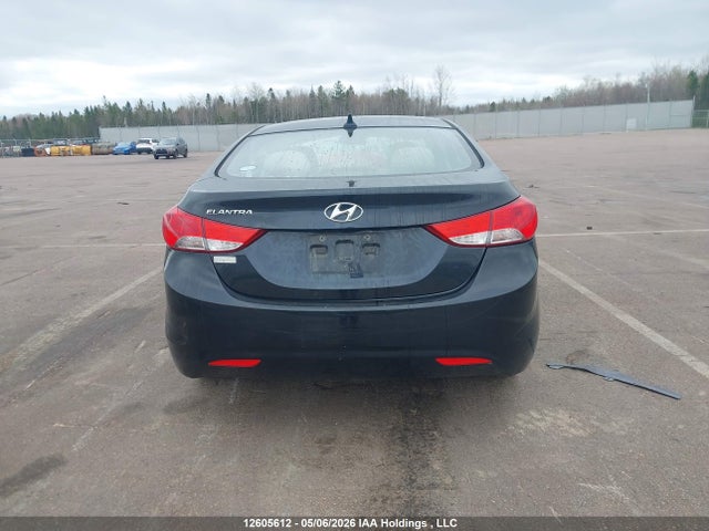 2013 Hyundai Elantra Gls/limited მანქანა იყიდება აუქციონზე, vin: 5NPDH4AE2DH262932, აუქციონის ნომერი: 12605612