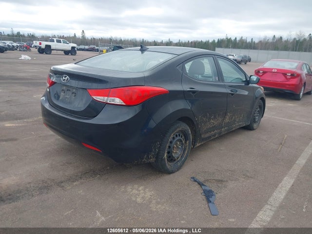 2013 Hyundai Elantra Gls/limited მანქანა იყიდება აუქციონზე, vin: 5NPDH4AE2DH262932, აუქციონის ნომერი: 12605612
