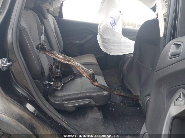 1FMCU0F79KUC15518 Ford ESCAPE S