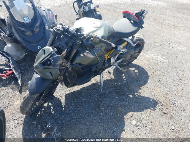 Ducati Streetfighter V2 2023 ZDMFAKYW2PB005702 Image 2