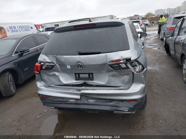 3VV2B7AX5MM141710 Volkswagen Tiguan Se/se R-line Black/sel