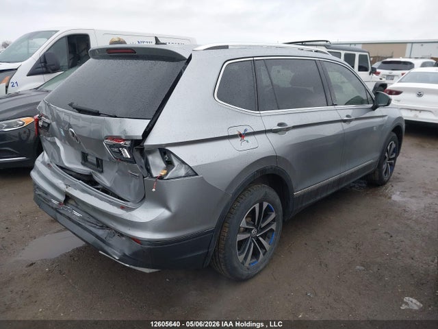 3VV2B7AX5MM141710 Volkswagen Tiguan Se/se R-line Black/sel