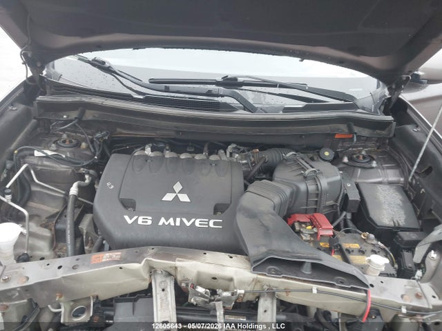 12605643 :رقم المزاد ، JA4JZ3AX0KZ601795 vin ، 2019 Mitsubishi Outlander Se/sel/le مزاد بيع