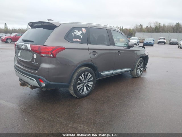 12605643 :رقم المزاد ، JA4JZ3AX0KZ601795 vin ، 2019 Mitsubishi Outlander Se/sel/le مزاد بيع
