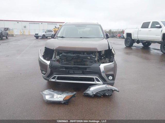 12605643 :رقم المزاد ، JA4JZ3AX0KZ601795 vin ، 2019 Mitsubishi Outlander Se/sel/le مزاد بيع
