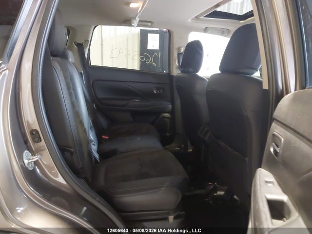 12605643 :رقم المزاد ، JA4JZ3AX0KZ601795 vin ، 2019 Mitsubishi Outlander Se/sel/le مزاد بيع