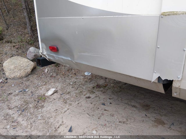 12605644 :رقم المزاد ، 4X4FCMP2XH6007847 vin ، 2017 Palomino Columbus مزاد بيع