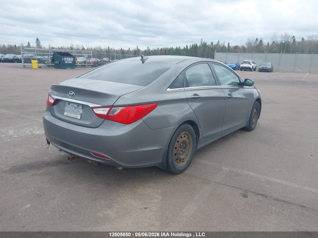 12605650 :رقم المزاد ، 5NPEB4ACXBH054539 vin ، 2011 Hyundai Sonata Gl مزاد بيع