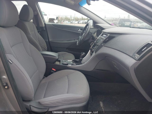12605650 :رقم المزاد ، 5NPEB4ACXBH054539 vin ، 2011 Hyundai Sonata Gl مزاد بيع