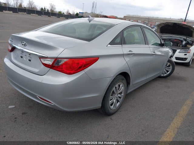 2012 Hyundai Sonata Gls მანქანა იყიდება აუქციონზე, vin: 5NPEB4AC4CH397901, აუქციონის ნომერი: 12605682