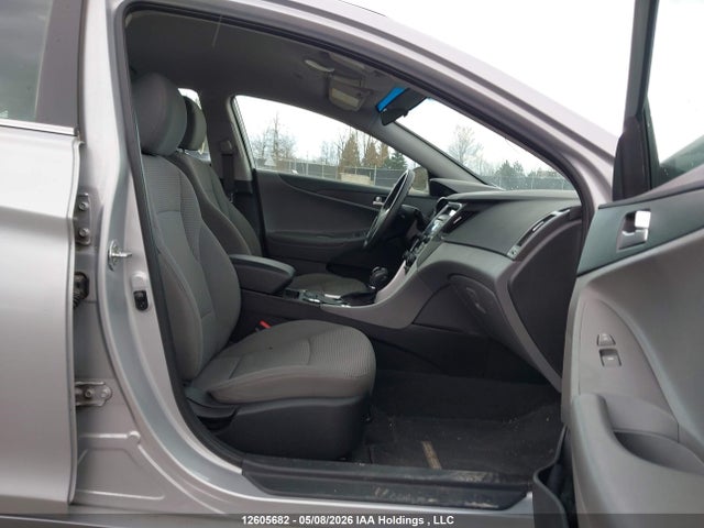 2012 Hyundai Sonata Gls მანქანა იყიდება აუქციონზე, vin: 5NPEB4AC4CH397901, აუქციონის ნომერი: 12605682