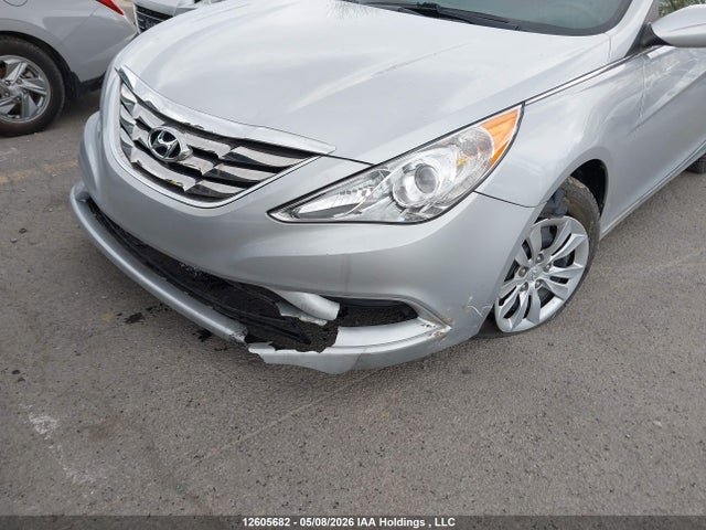 2012 Hyundai Sonata Gls მანქანა იყიდება აუქციონზე, vin: 5NPEB4AC4CH397901, აუქციონის ნომერი: 12605682