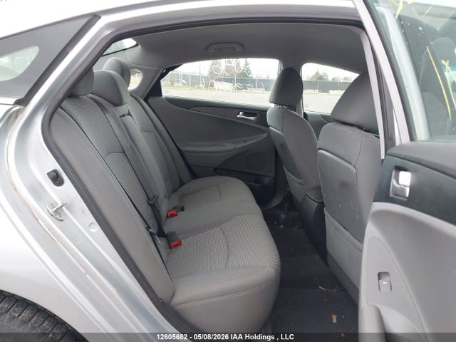 2012 Hyundai Sonata Gls მანქანა იყიდება აუქციონზე, vin: 5NPEB4AC4CH397901, აუქციონის ნომერი: 12605682