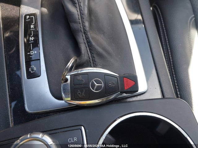 2013 Mercedes-benz C 350 4matic მანქანა იყიდება აუქციონზე, vin: WDDGJ8JB1DF943937, აუქციონის ნომერი: 12605690