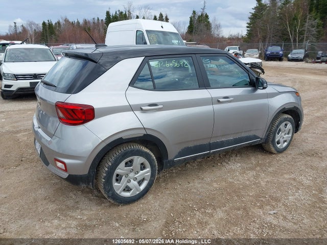 2023 Hyundai Venue Essential With Two-tone Body Colour მანქანა იყიდება აუქციონზე, vin: KMHRB8A35PU240216, აუქციონის ნომერი: 12605692