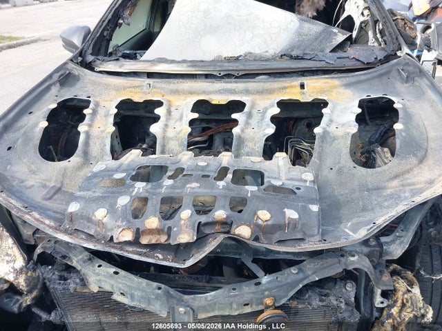 Toyota RAV4 LE 2018 2T3BFREV5JW832527 Image 10