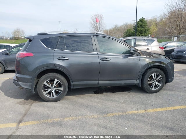 Toyota RAV4 LE 2018 2T3BFREV5JW832527 Image 12