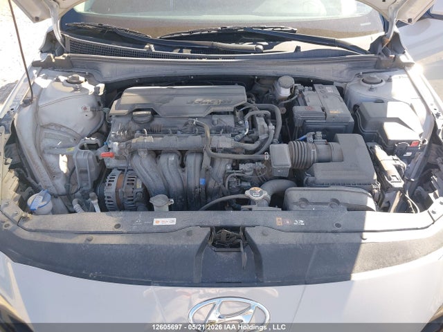KMHLM4AG0PU581261 Hyundai Elantra