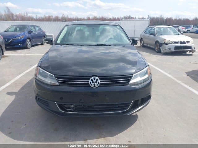 3VWD07AJ9EM353355 Volkswagen JETTA SE