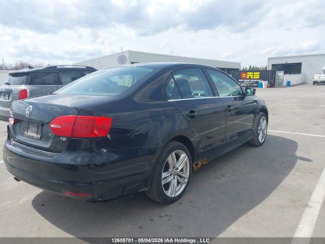 3VWD07AJ9EM353355 Volkswagen JETTA SE