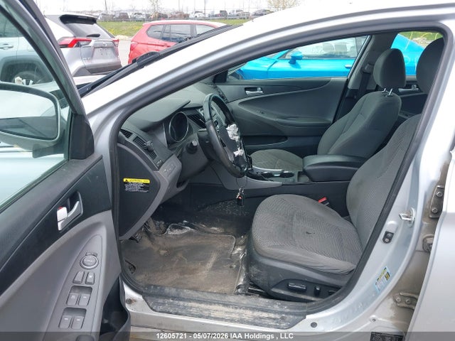 2012 Hyundai Sonata Gls მანქანა იყიდება აუქციონზე, vin: 5NPEB4AC6CH334475, აუქციონის ნომერი: 12605721