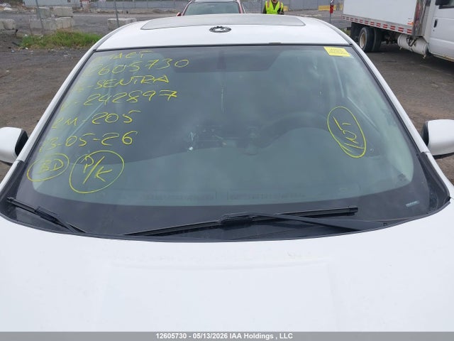 12605730 :رقم المزاد ، 3N1AB7AP2JY242897 vin ، 2018 Nissan Sentra مزاد بيع