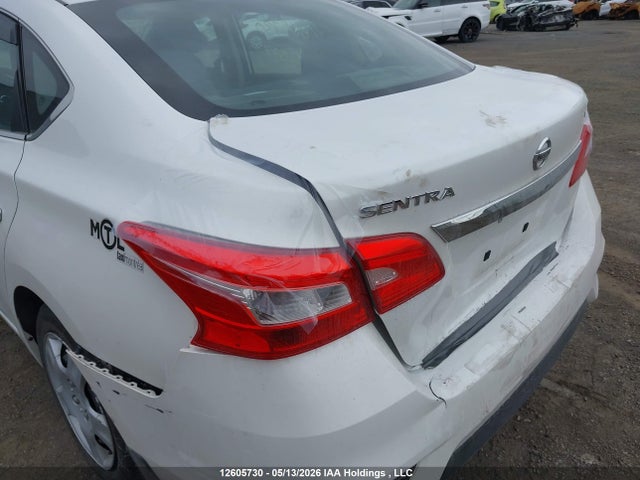 12605730 :رقم المزاد ، 3N1AB7AP2JY242897 vin ، 2018 Nissan Sentra مزاد بيع