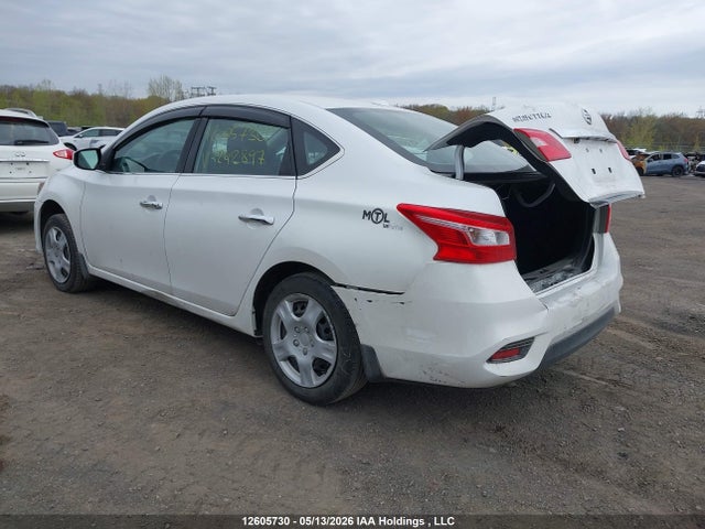 12605730 :رقم المزاد ، 3N1AB7AP2JY242897 vin ، 2018 Nissan Sentra مزاد بيع