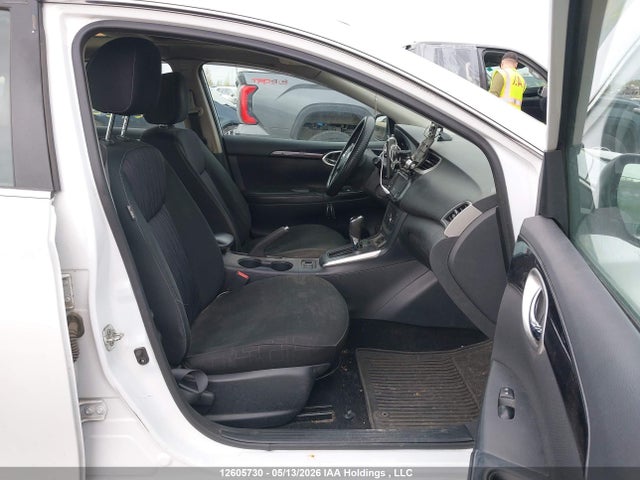 12605730 :رقم المزاد ، 3N1AB7AP2JY242897 vin ، 2018 Nissan Sentra مزاد بيع