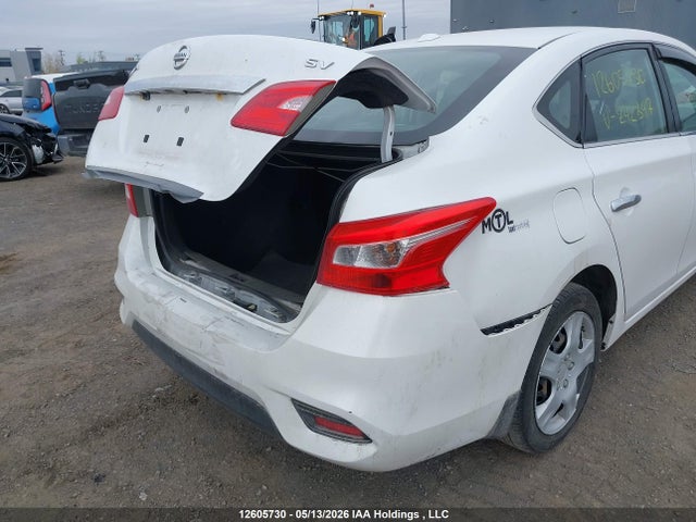 12605730 :رقم المزاد ، 3N1AB7AP2JY242897 vin ، 2018 Nissan Sentra مزاد بيع