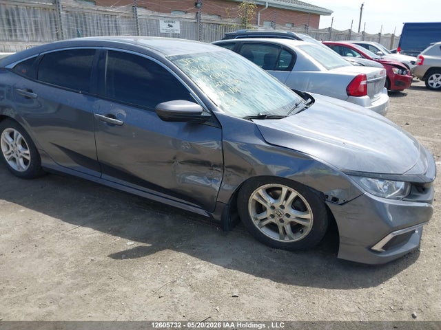 12605732 :رقم المزاد ، 2HGFC2F59JH041306 vin ، 2018 Honda Civic مزاد بيع