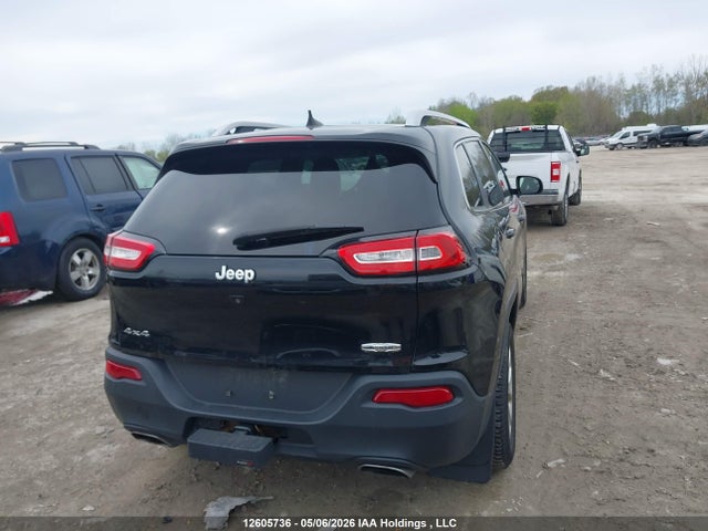 1C4PJMCS0GW173797 Jeep Cherokee Latitude