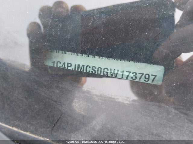 1C4PJMCS0GW173797 Jeep Cherokee Latitude
