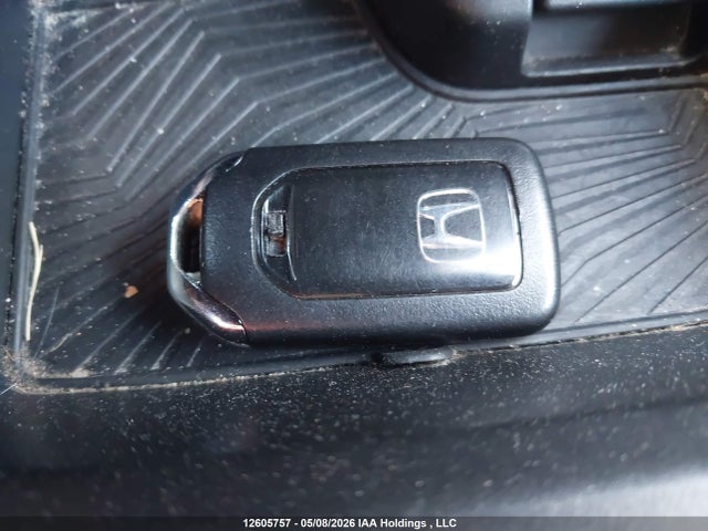 2HKRW1H32KH002882 Honda CR-V